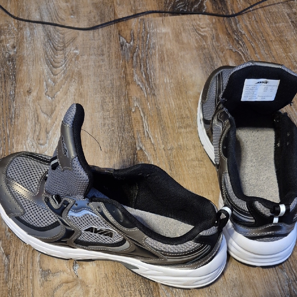 Avia Gray and Black Athletic Shoes